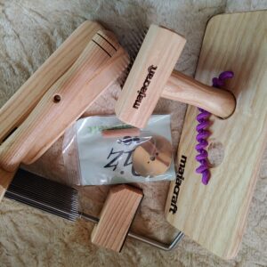 Mini wool combs system